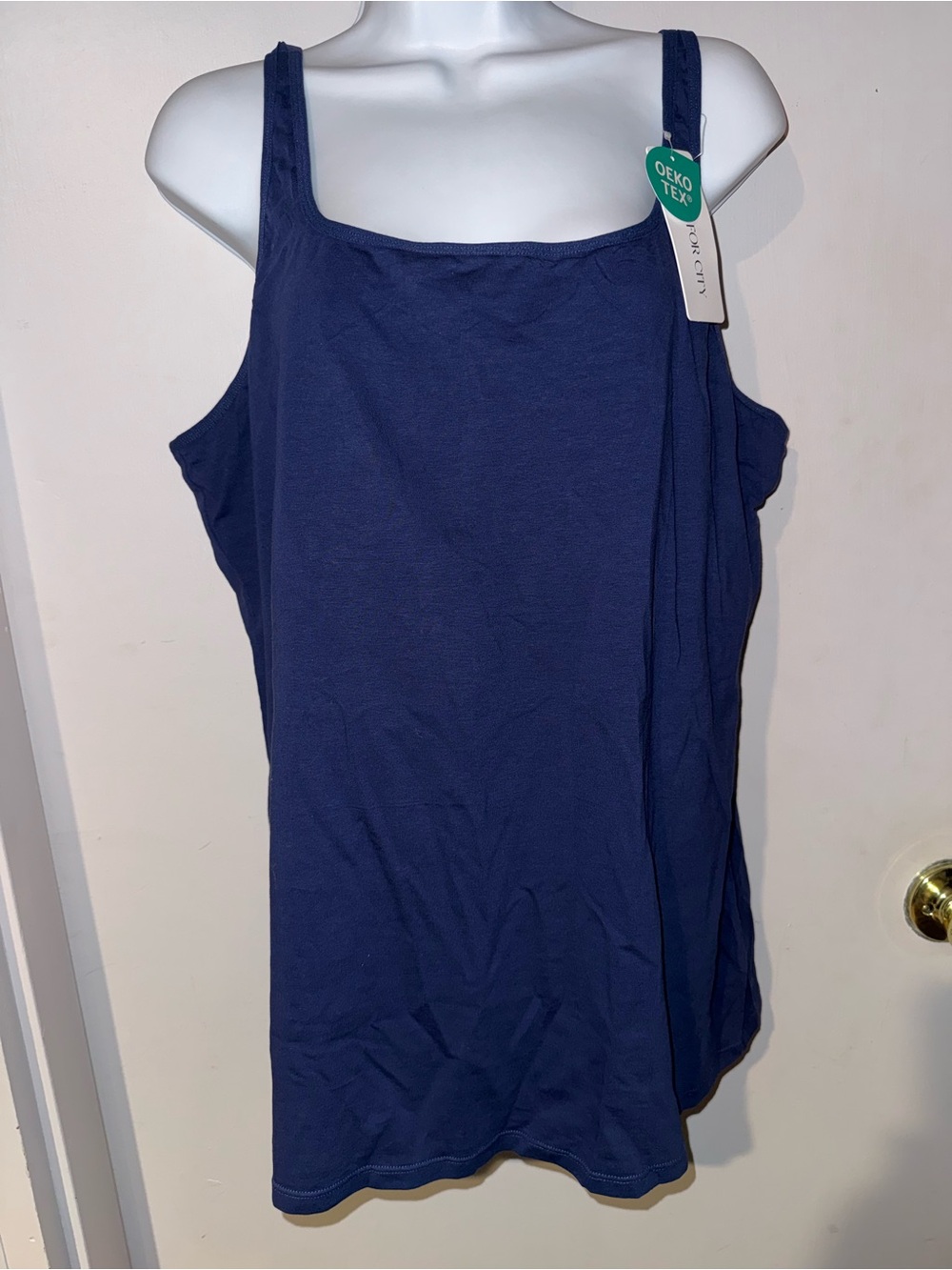 Plus Size 3X Scoop Neck adjustable straps Tank Top in Navy Blue (stock photo)